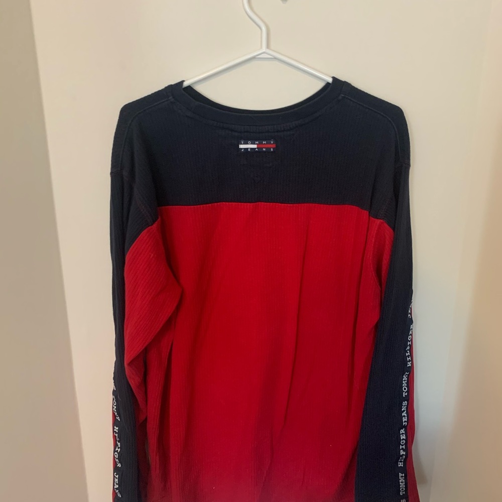 🤩 3 for $20 / Tommy Hilfiger Jeans Sweater - Picture 3 of 5